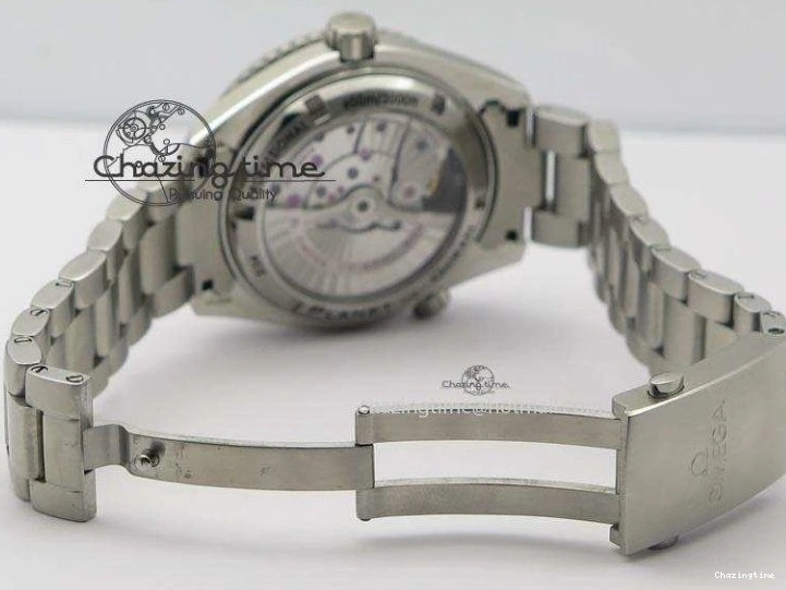 0518 Planet Ocean SS Bp Maker 45mm Black Bezel On SS Bracelet A OnTrend 8218